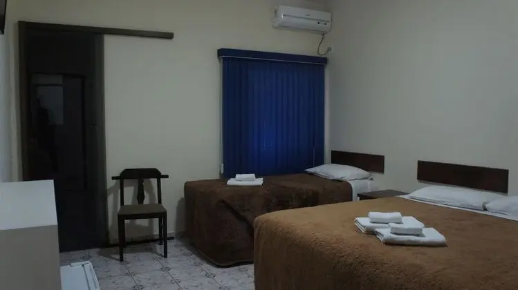 Basic Tek Büyük Yataklı Oda