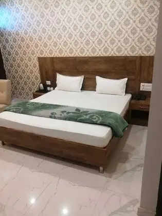 Basic Oda, 1 Çift Kişilik Yatak, Engellilere Uygun, Sigara İçilmez