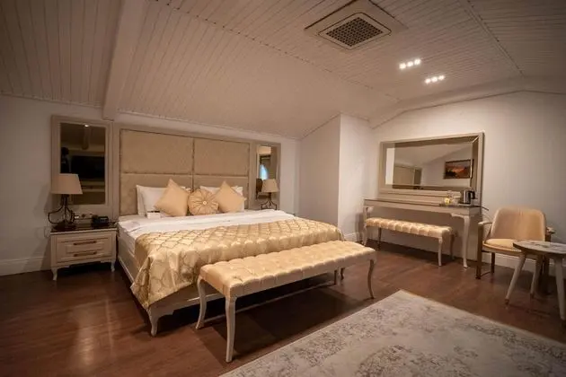 Corner Room, Deniz Manzaralı