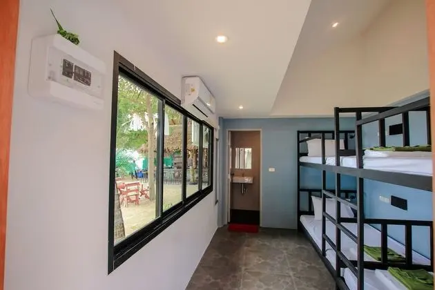 Ocean View Twin Beds Room