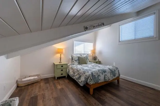 Deluxe Dört Kişilik Oda