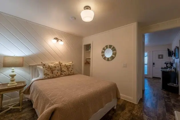 Tek Kişilik Oda, Koy Manzaralı