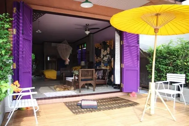 Studio Suite B
