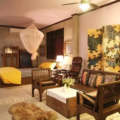 Studio Suite B