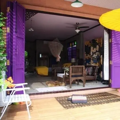 Studio Suite B