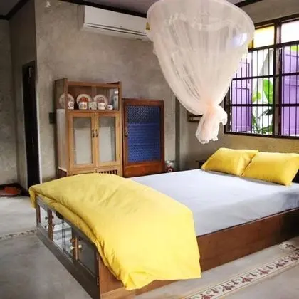Studio Suite B
