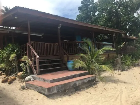 Beachfront Superior Family Bungalow