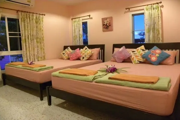 Leelawadee Suite