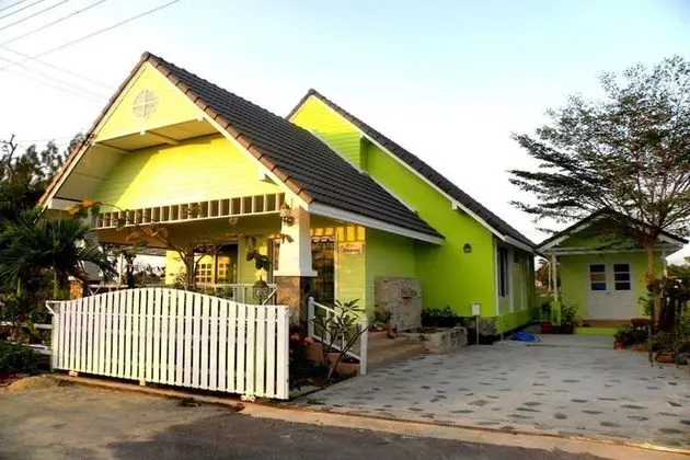 Vanda Suite