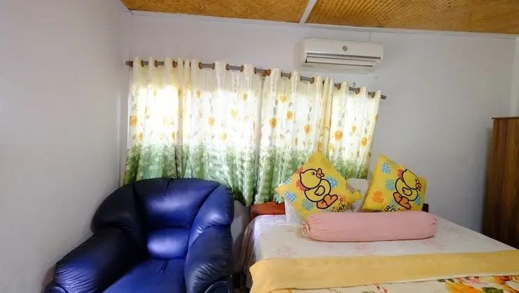 Bungalow with Air-con