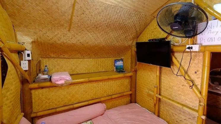 Bungalow with Fan