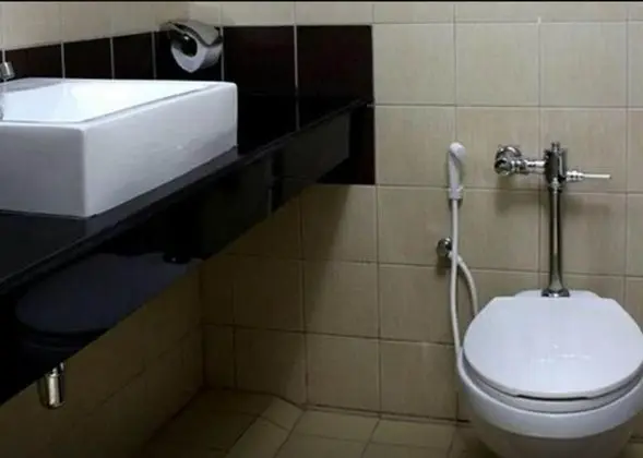 Economy Triple Room