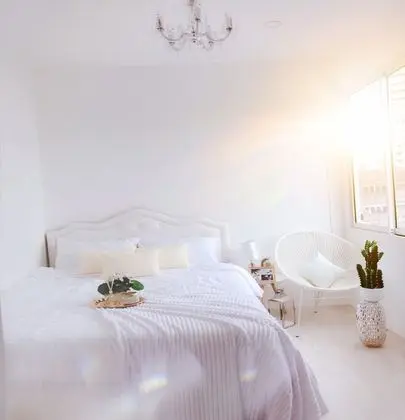 Luxury Oda