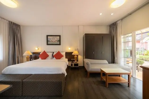 Super Deluxe Cottage