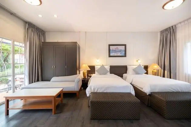 Super Deluxe Cottage