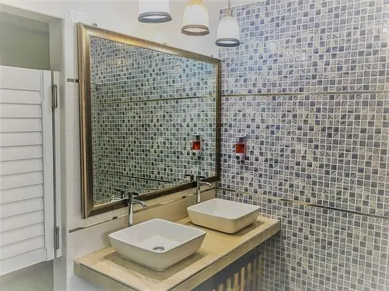 Economy Oda, Birden Çok Yatak, Ortak Banyo