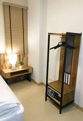 Tek Kişilik Oda, Ortak Banyo