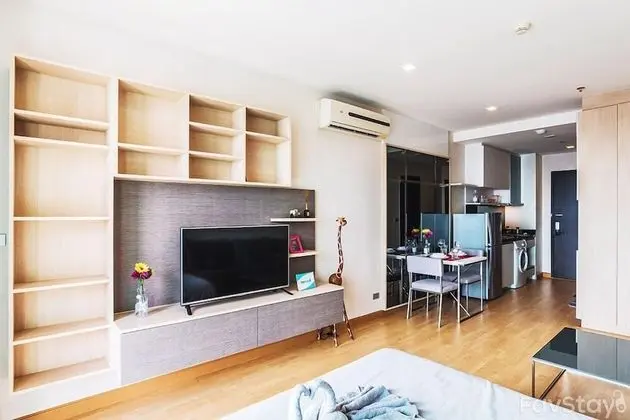 Deluxe Stüdyo Süit, Banyolu/Duşlu, Şehir Manzaralı