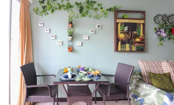 Exclusive 2 Bedroom Apartment (52A)