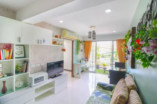 Exclusive 2 Bedroom Apartment (52A)