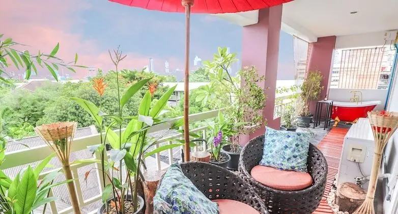 Sky Bath Exclusive 2 Bedroom Apartment (43A)