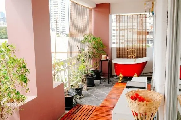 Sky Bath Exclusive 2 Bedroom Apartment (43A)