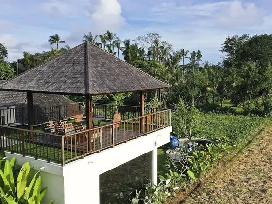 Villa, 5 Yatak Odası, Havuz Manzaralı