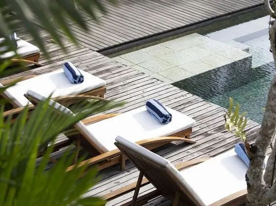 Villa, 5 Yatak Odası, Havuz Manzaralı