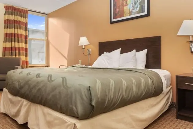 Standard King Room