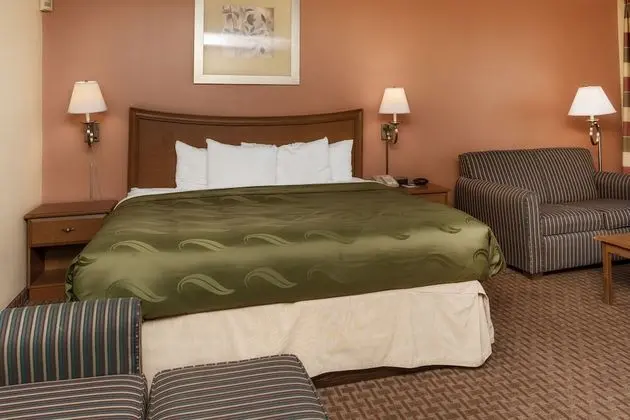 Standard King Room