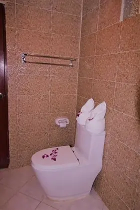 2 Bedrooms Villa