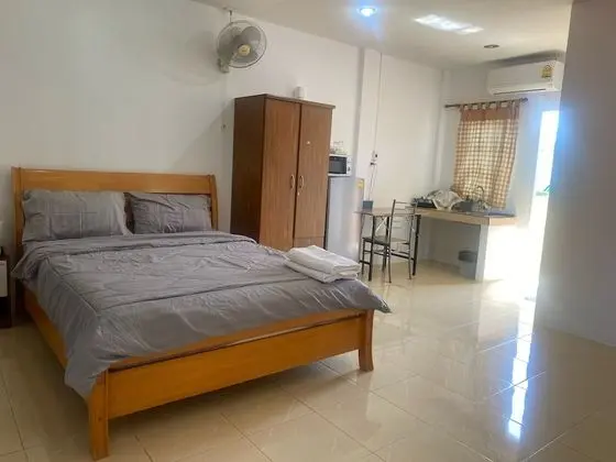 Standard Double Bed