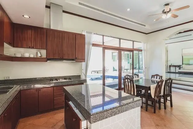 Villa, 2 Yatak Odası (  8  )