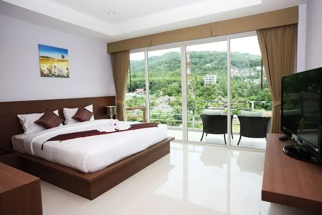 1 Bedroom Deluxe Suite