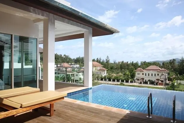 2 Bedroom Penthouse Pool Suite