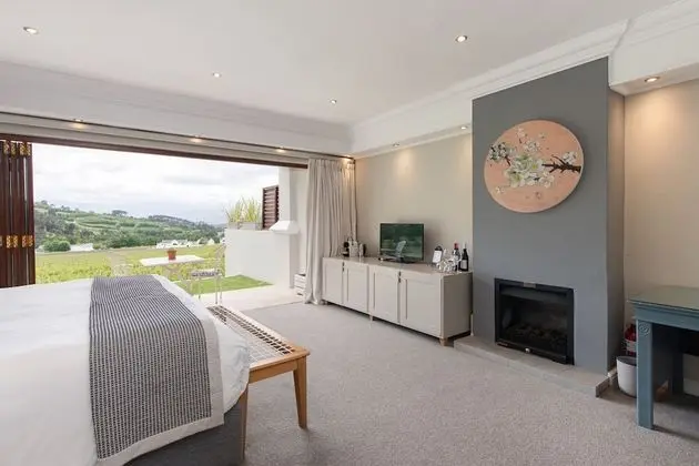 Deluxe Oda, 1 En Büyük (King) Boy Yatak