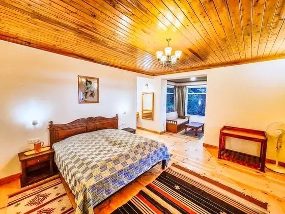Comfort Tek Büyük Yataklı Oda, Dağ Manzaralı