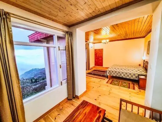 Comfort Tek Büyük Yataklı Oda, Dağ Manzaralı