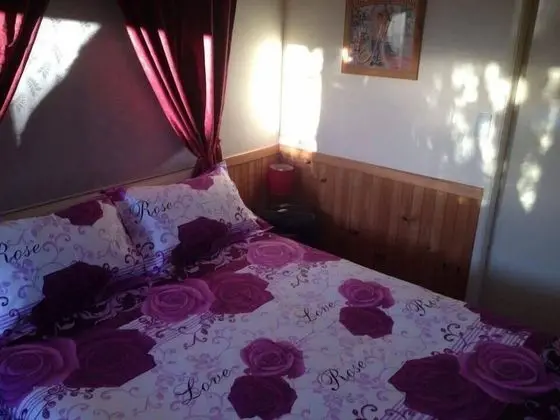 Tek Büyük Yataklı Oda, 1 Büyük (Queen) Boy Yatak