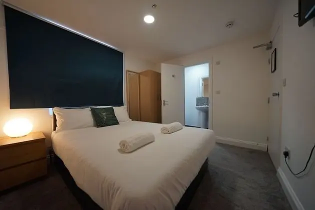 Deluxe Tek Büyük Yataklı Oda