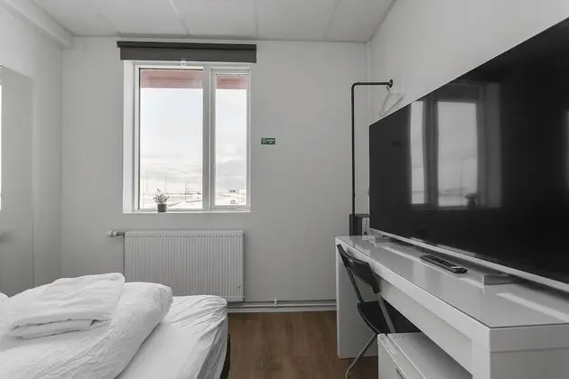 Dört Kişilik Oda, Ortak Banyo