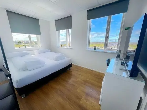 Dört Kişilik Oda, Ortak Banyo