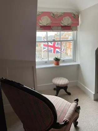 Comfort Tek Büyük veya İki Ayrı Yataklı Oda