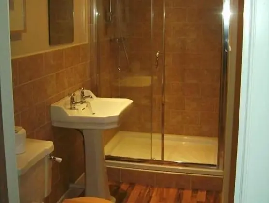 Superior Tek Büyük Yataklı Oda (Room 2)
