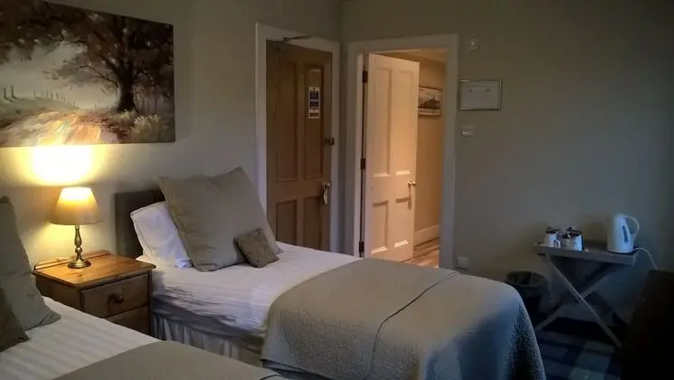 Tek Büyük veya İki Ayrı Yataklı Oda (Room 3)