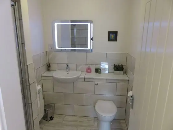 Classic Tek Büyük Yataklı Oda, Banyolu/Duşlu, Avlu Manzaralı