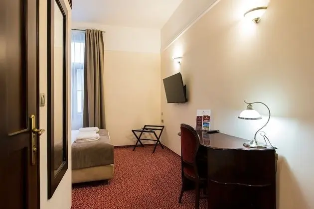 Comfort Tek Büyük Yataklı Oda