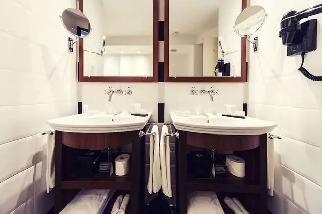 Master Suite with canal view