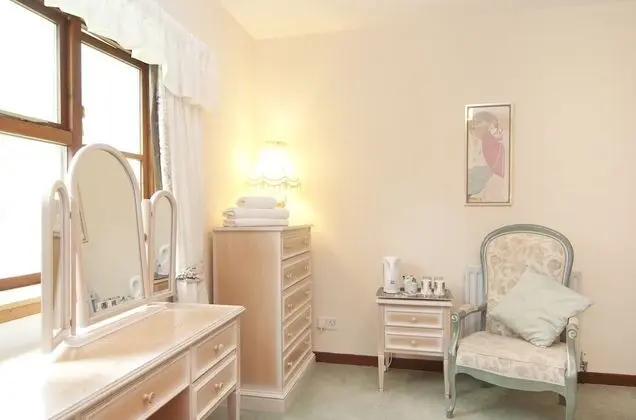 Standard Kır Evi, Ortak Banyo