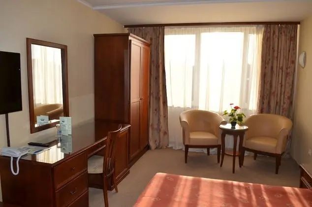 Deluxe Üç Kişilik Oda